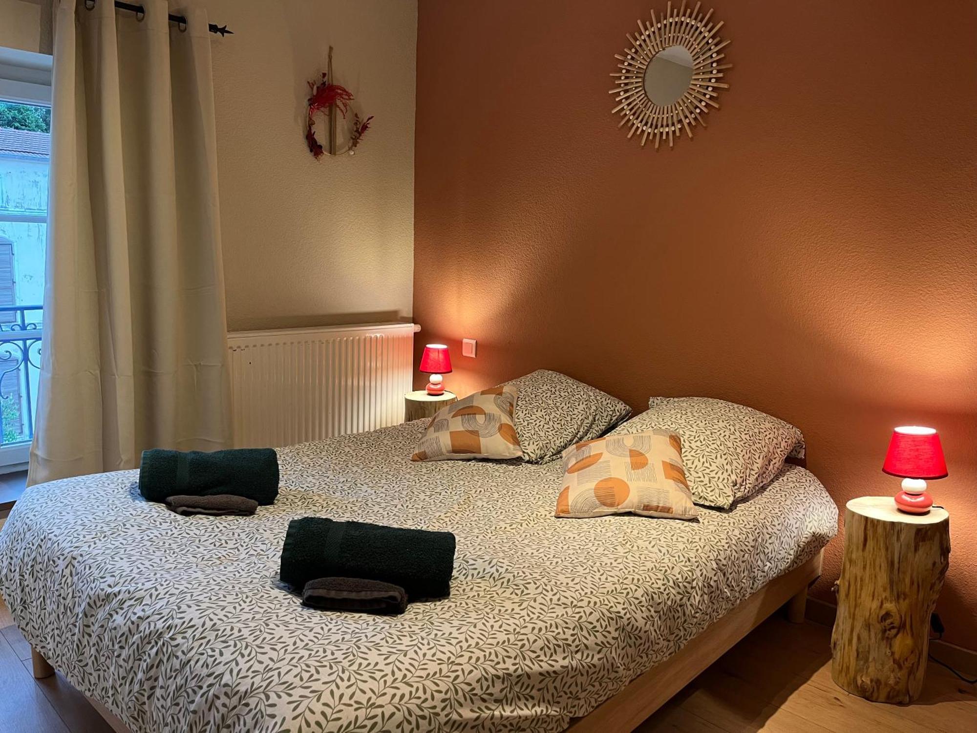 Cocon De La Belle De Vosges 3 Chambres เรเมียร์มอง ภายนอก รูปภาพ